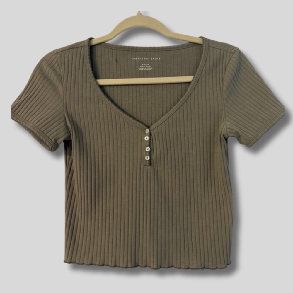 American Eagle Green Ribbed Tee